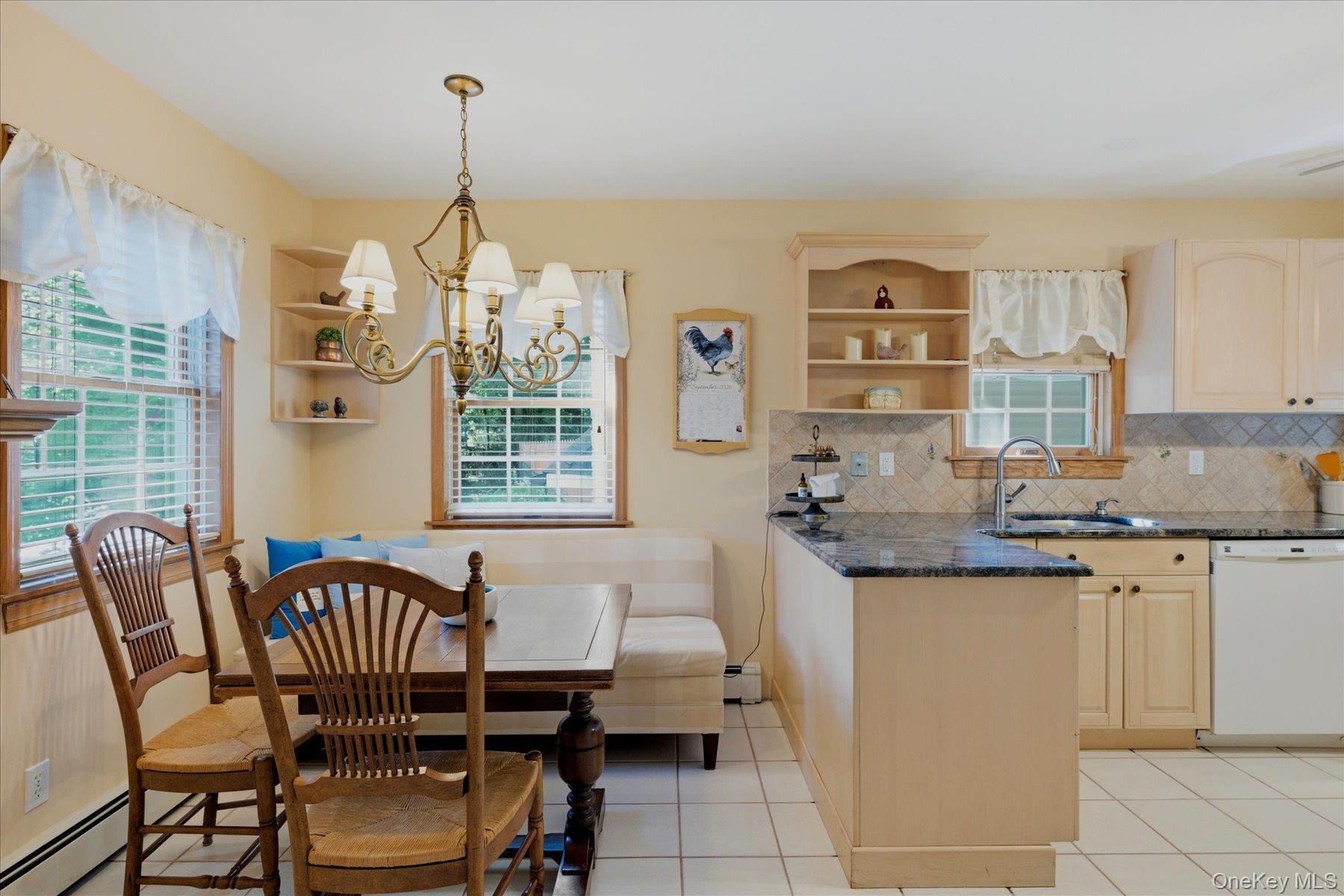 Single Family Sylvan Lane Suffolk County, NY 11764, MLS-1048589-13
