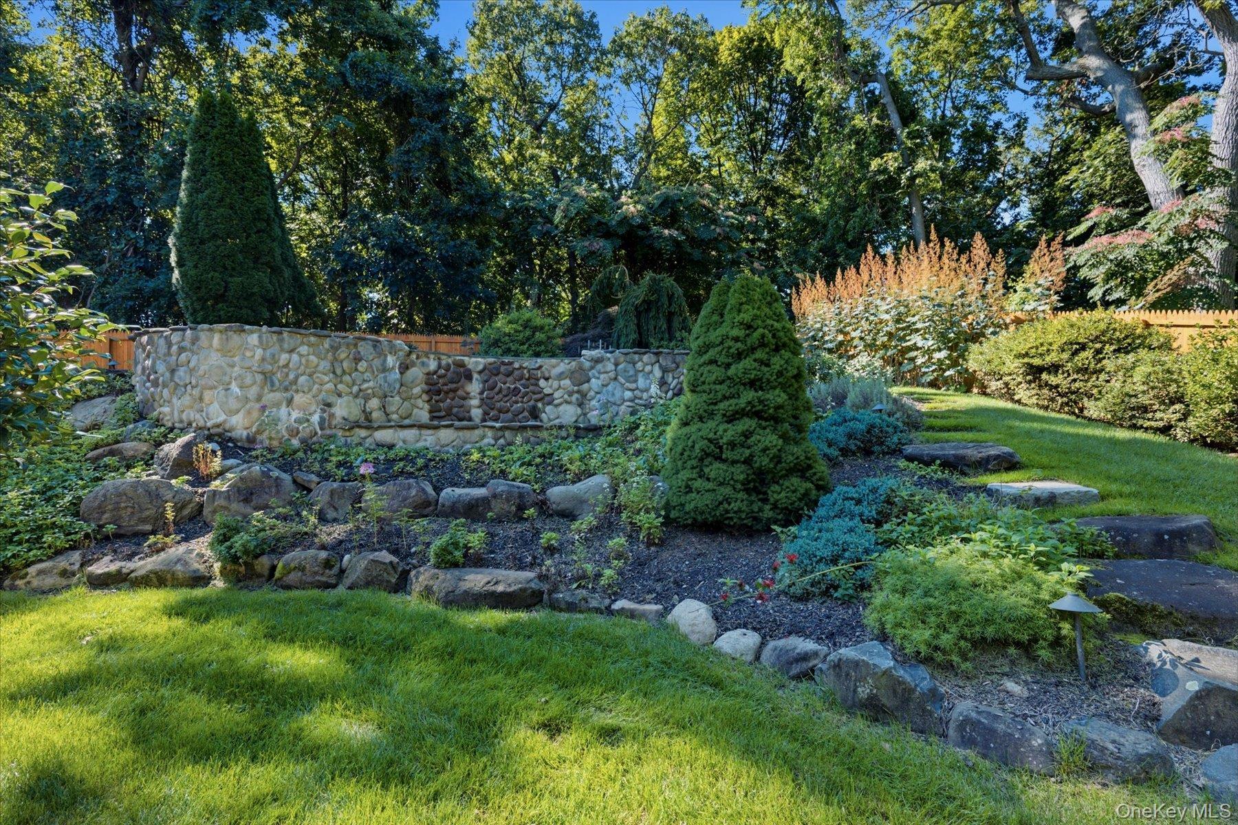 Single Family Sylvan Lane Suffolk County, NY 11764, MLS-1048589-7
