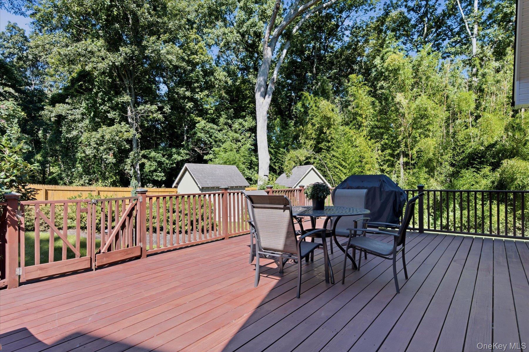 Single Family Sylvan Lane Suffolk County, NY 11764, MLS-1048589-8