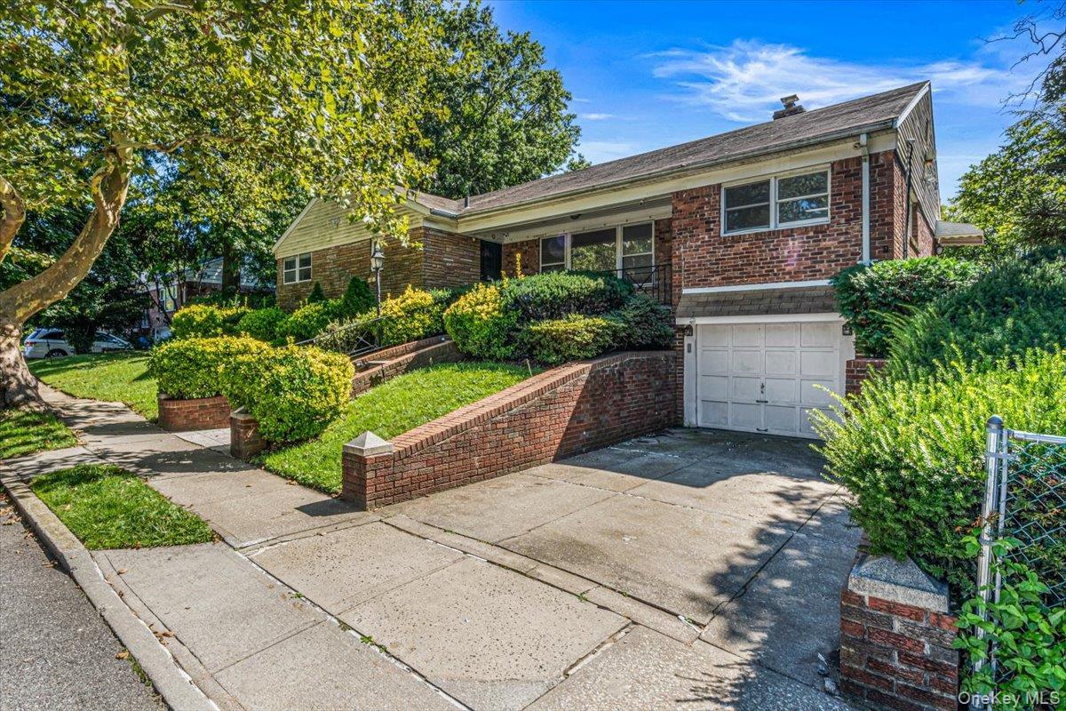 Single Family Stewart Road  Queens, NY 11364, MLS-1048593-3