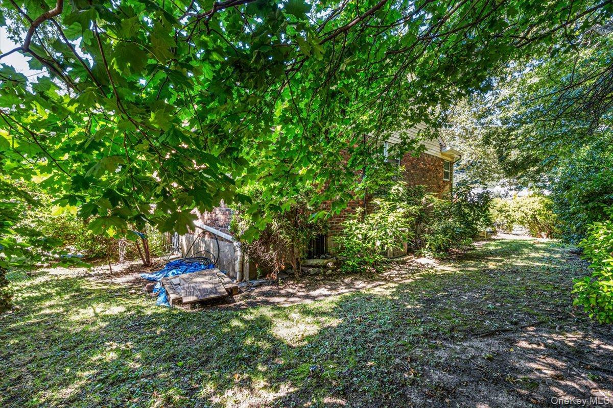 Single Family Stewart Road  Queens, NY 11364, MLS-1048593-31