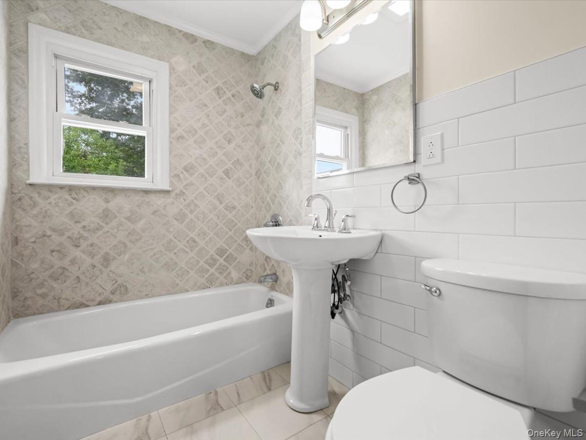 Single Family 267th Street  Queens, NY 11004, MLS-1048598-12