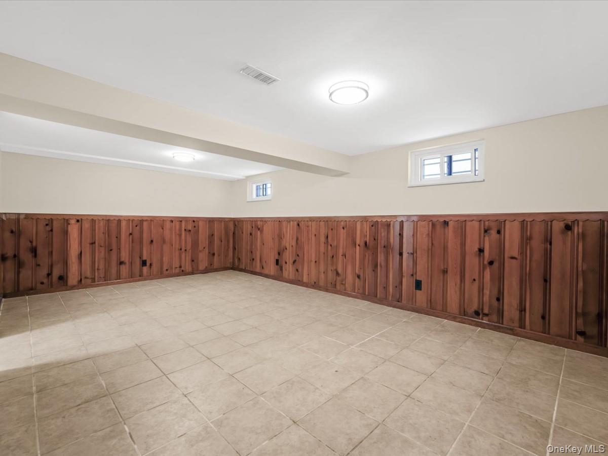 Single Family 267th Street  Queens, NY 11004, MLS-1048598-17