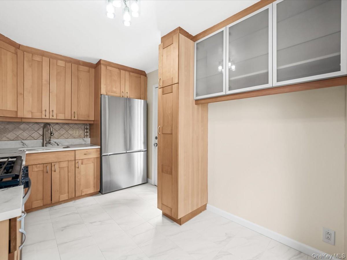 Single Family 267th Street  Queens, NY 11004, MLS-1048598-6