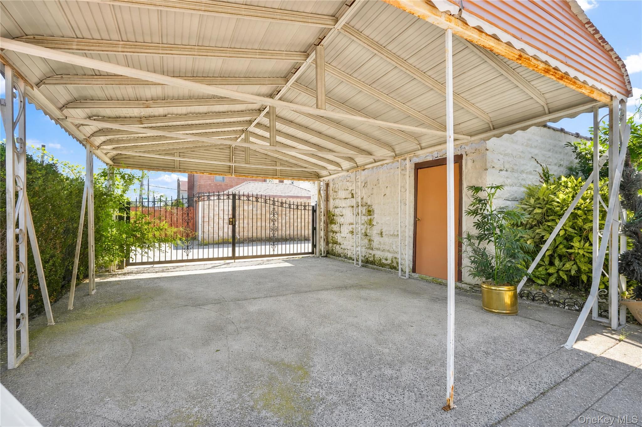 Single Family 227th Street Queens, NY 11413, MLS-1048599-25
