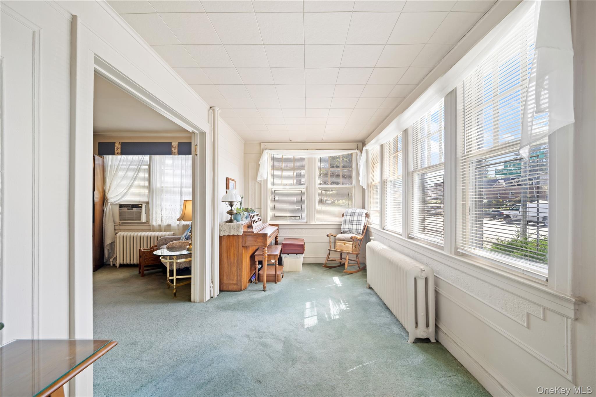 Single Family 69th Street  Queens, NY 11378, MLS-1048614-10
