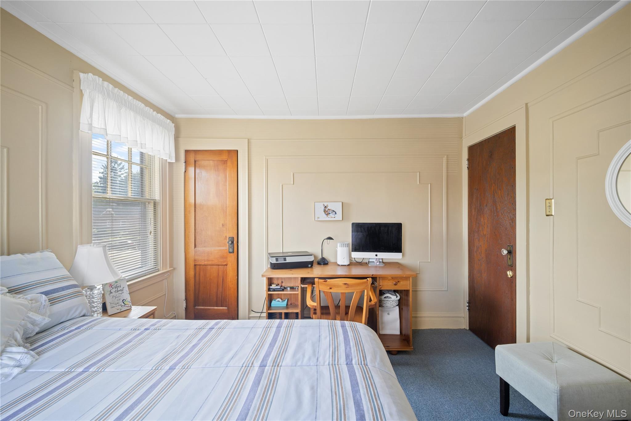Single Family 69th Street  Queens, NY 11378, MLS-1048614-14