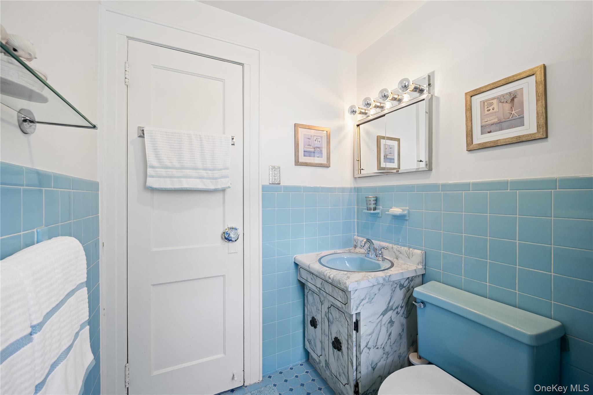 Single Family 69th Street  Queens, NY 11378, MLS-1048614-20