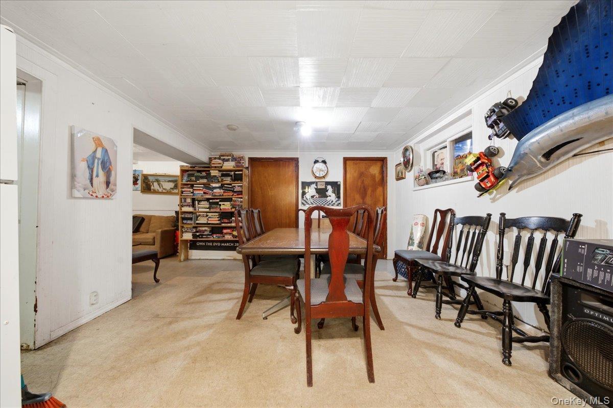 Single Family E 25th Street  Suffolk County, NY 11746, MLS-1048617-28