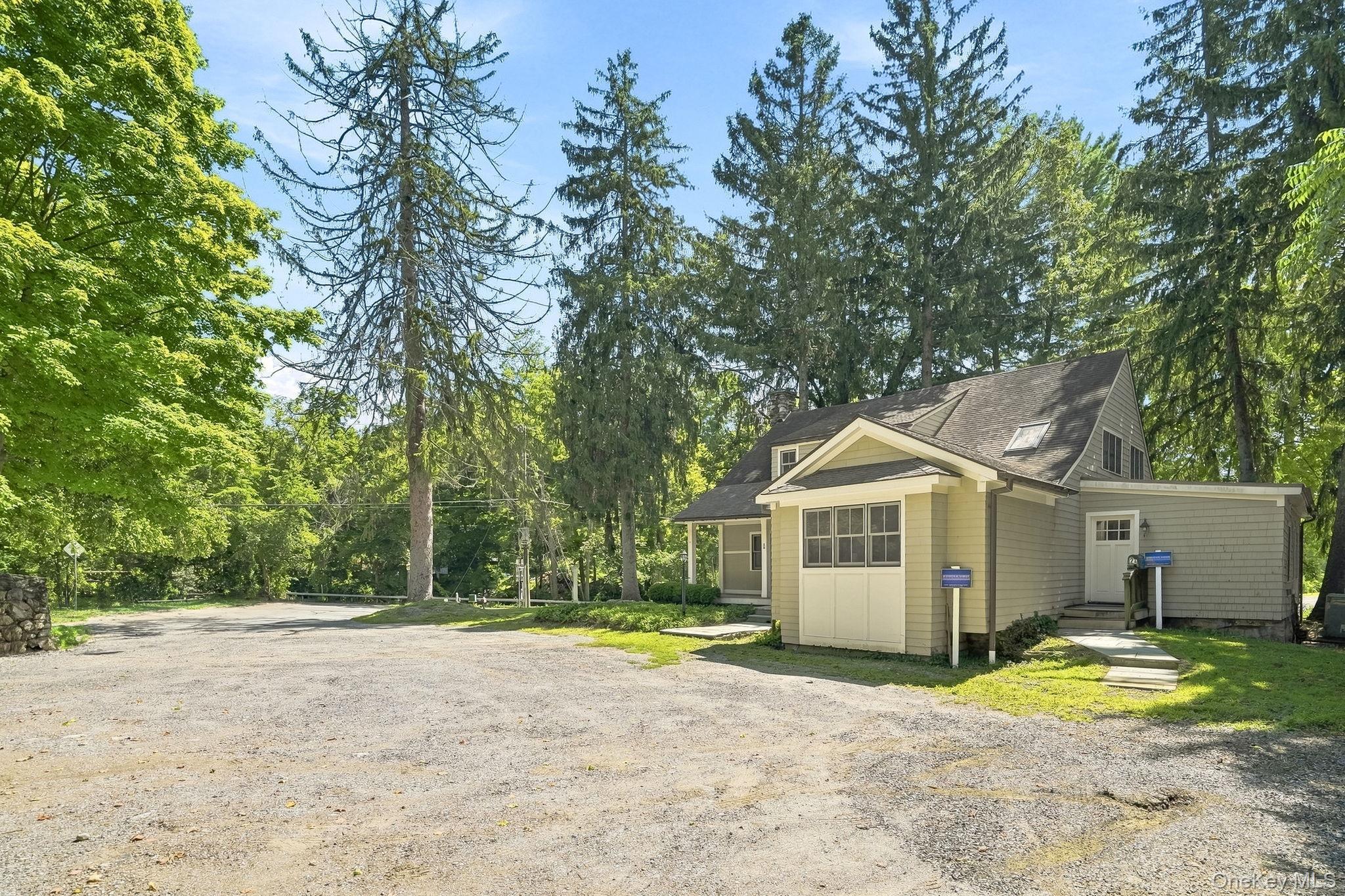 Single Family Hardscrabble Road Westchester County, NY 10560, MLS-1048631-5