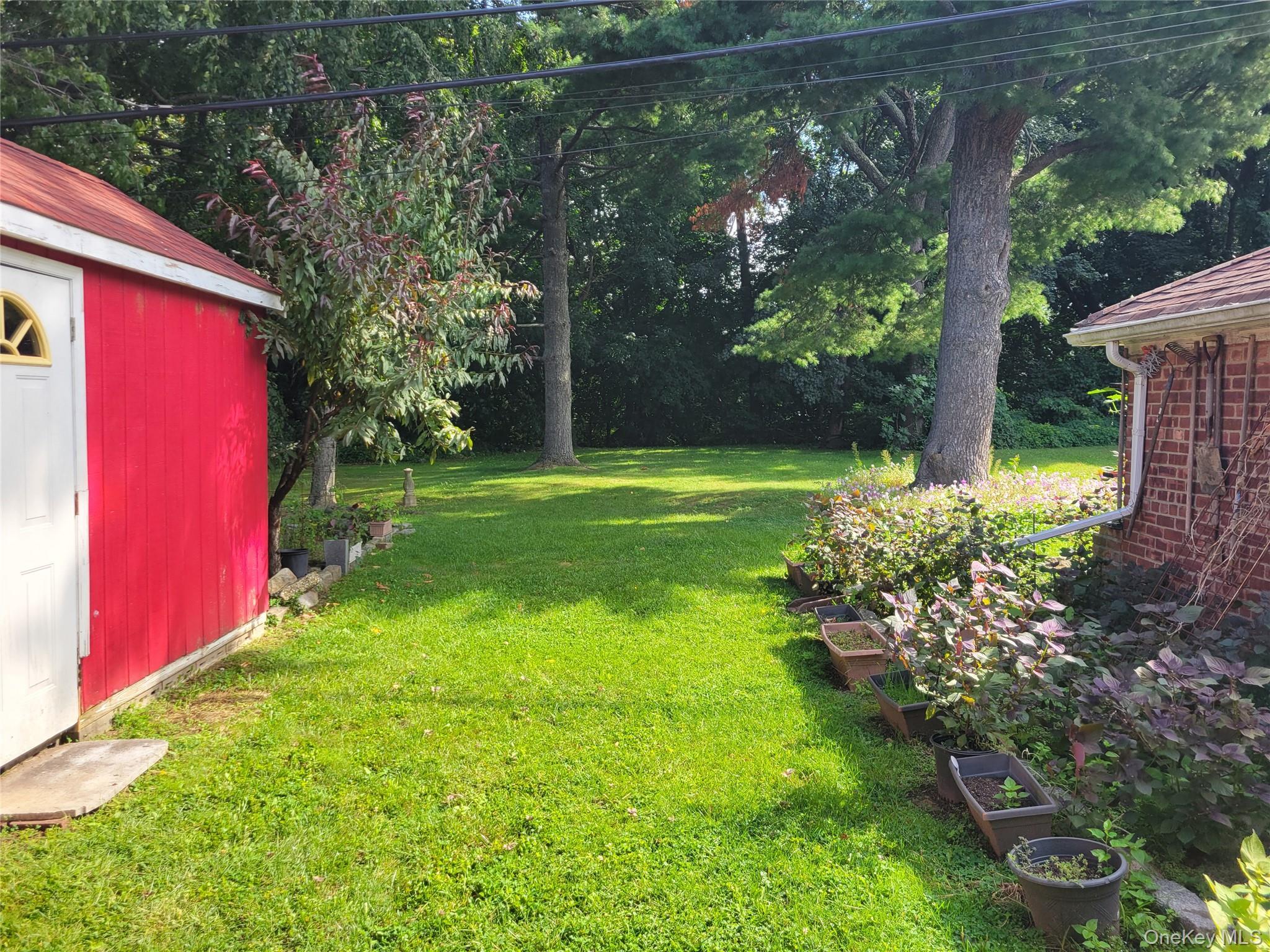 Single Family E Hampton Boulevard Queens, NY 11364, MLS-1048667-4