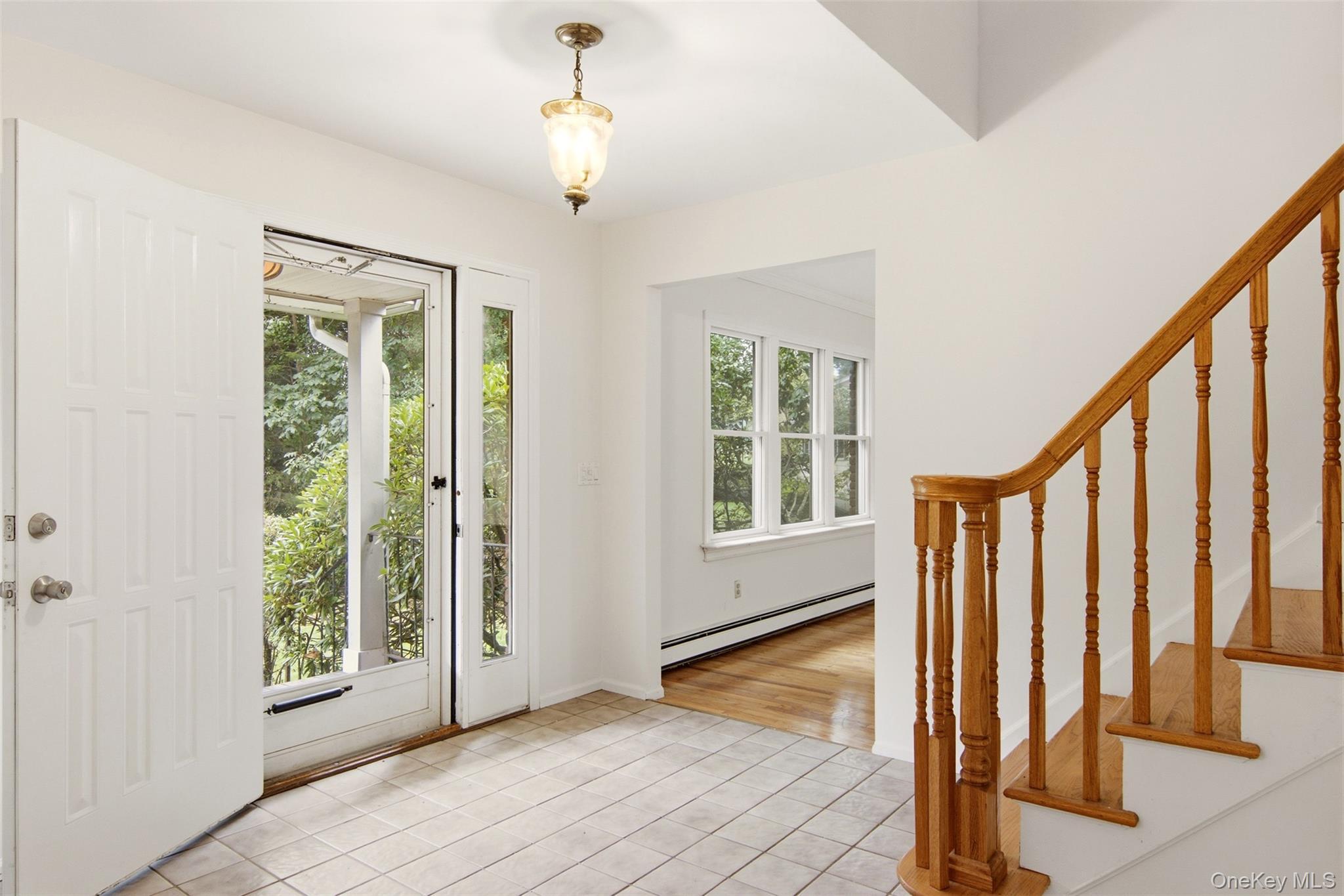 Single Family White Deer Court  Suffolk County, NY 11743, MLS-1048704-4