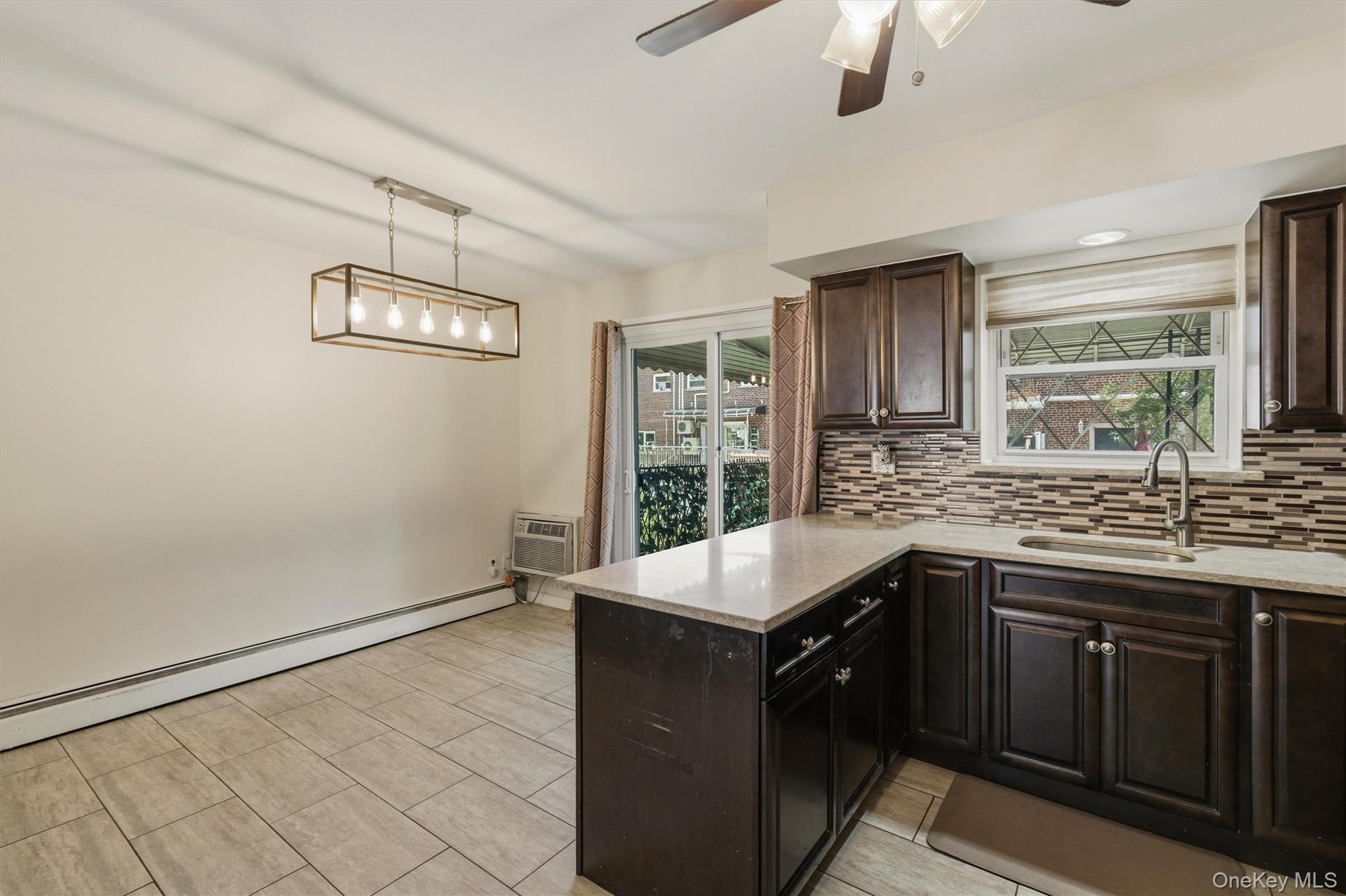 Single Family Throggmorton Avenue Bronx, NY 10465, MLS-1048708-14