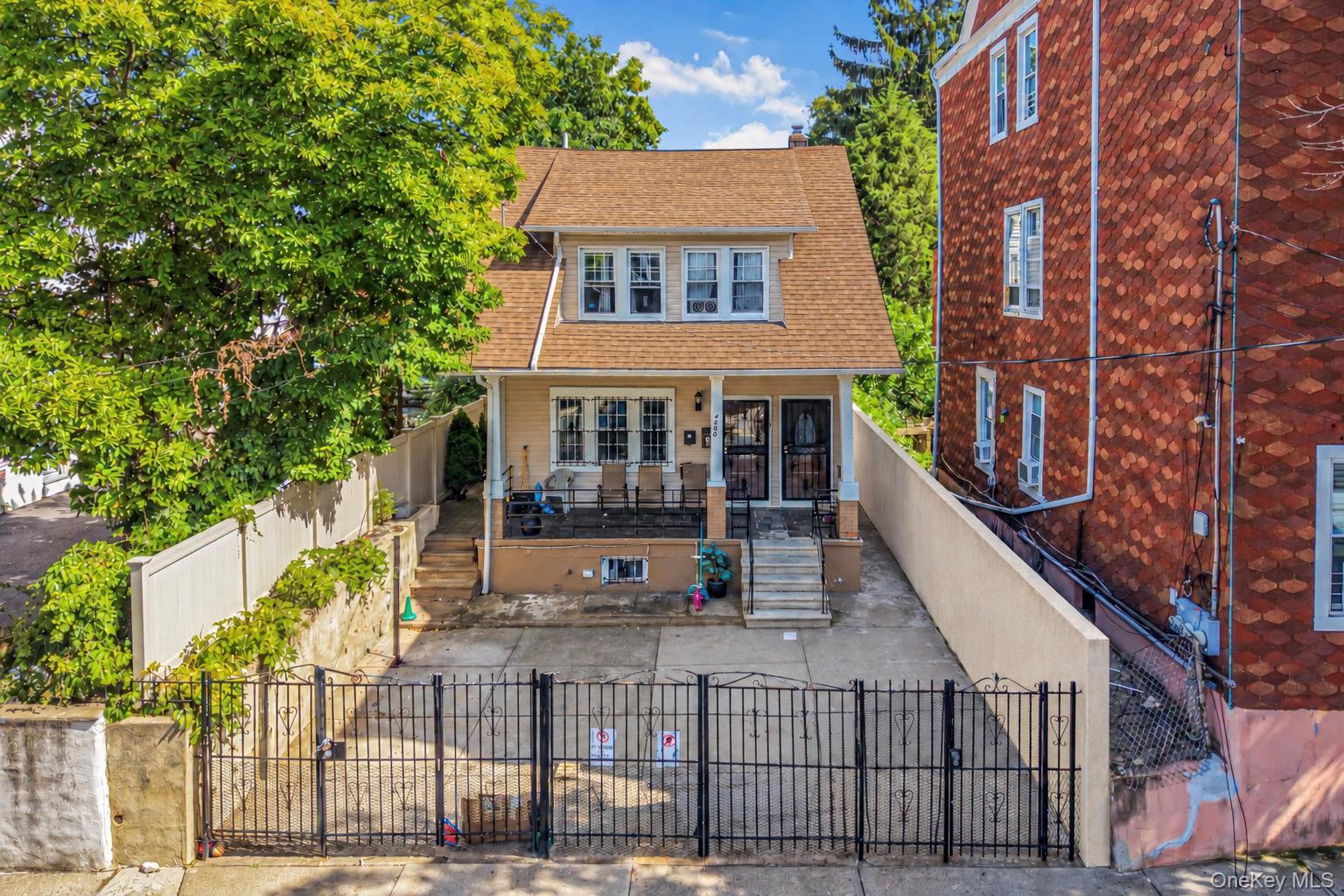 Single Family Richardson Avenue Bronx, NY 10470, MLS-1048709-2