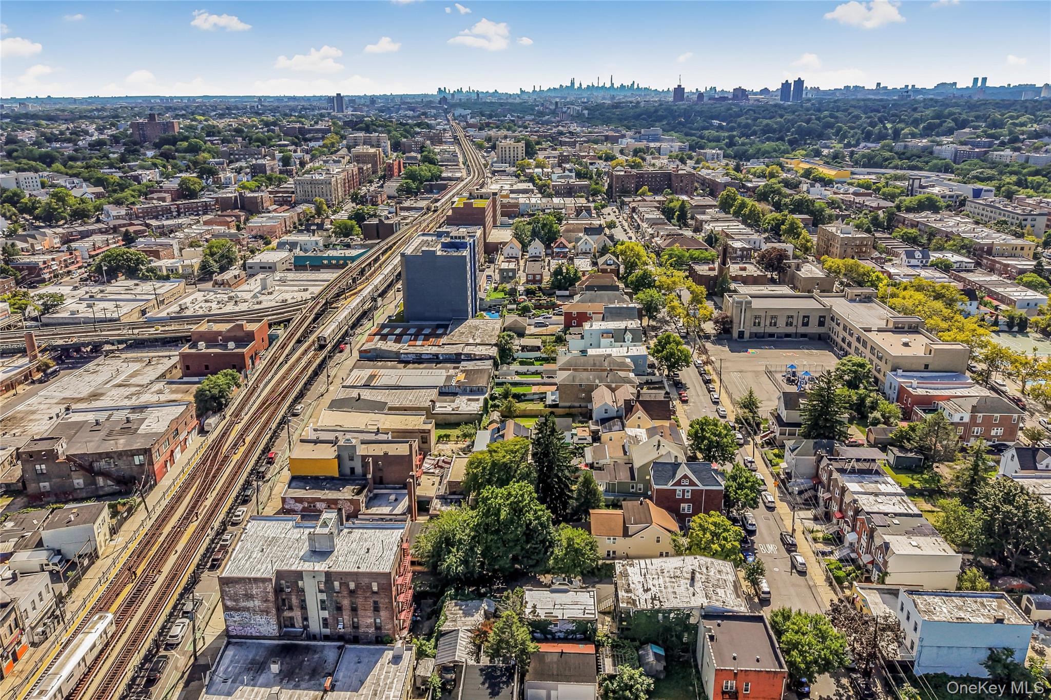 Single Family Richardson Avenue  Bronx, NY 10470, MLS-1048709-40