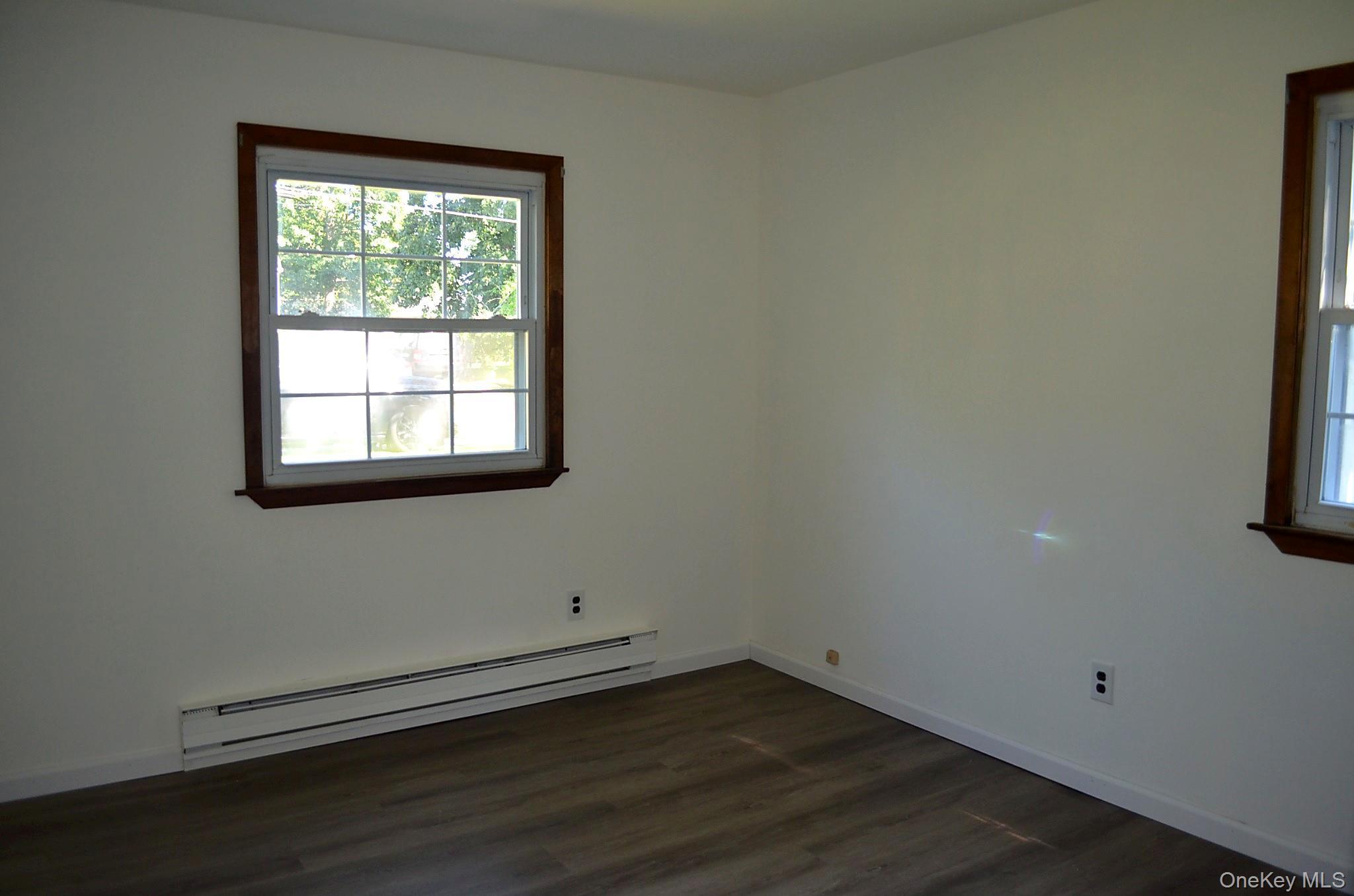 Single Family Dahlia Drive Suffolk County, NY 11951, MLS-1048722-11