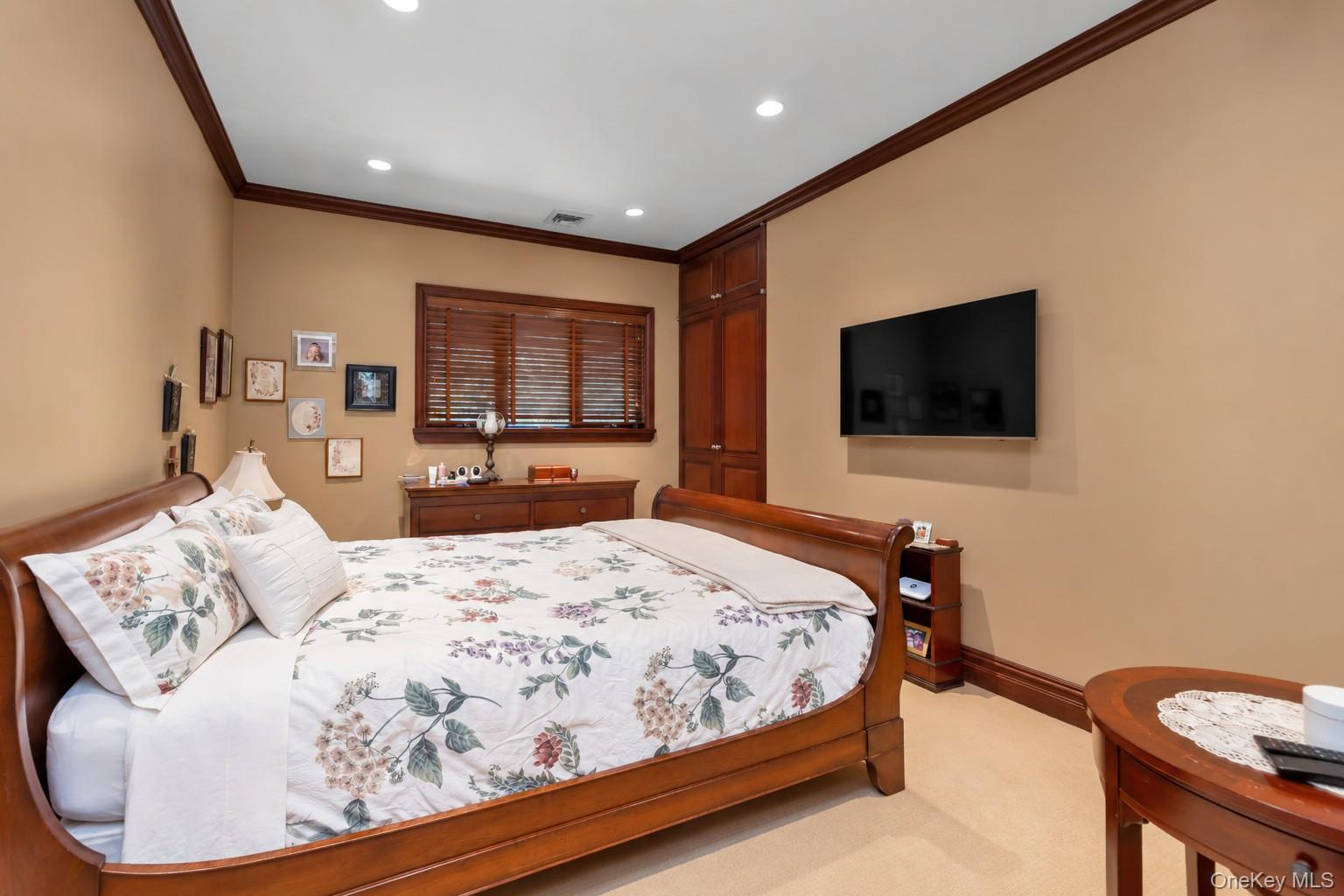 Single Family Beverly Road Queens, NY 11363, MLS-1048749-16