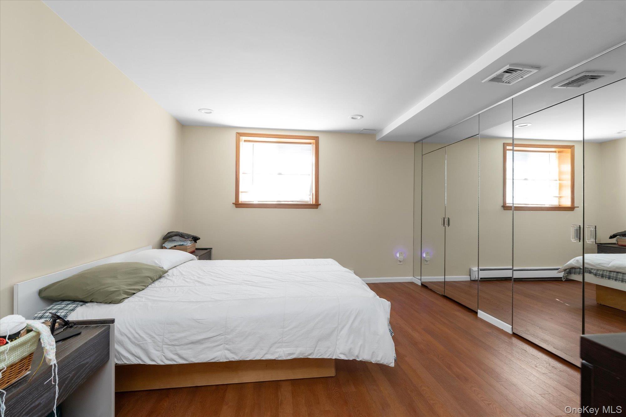 Single Family Beverly Road Queens, NY 11363, MLS-1048749-25