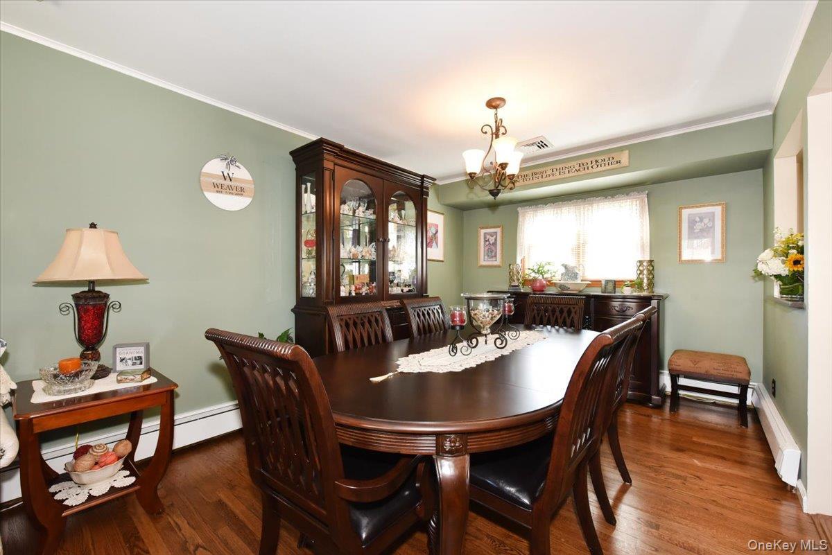 Single Family W Gates Avenue  Suffolk County, NY 11757, MLS-1048753-10