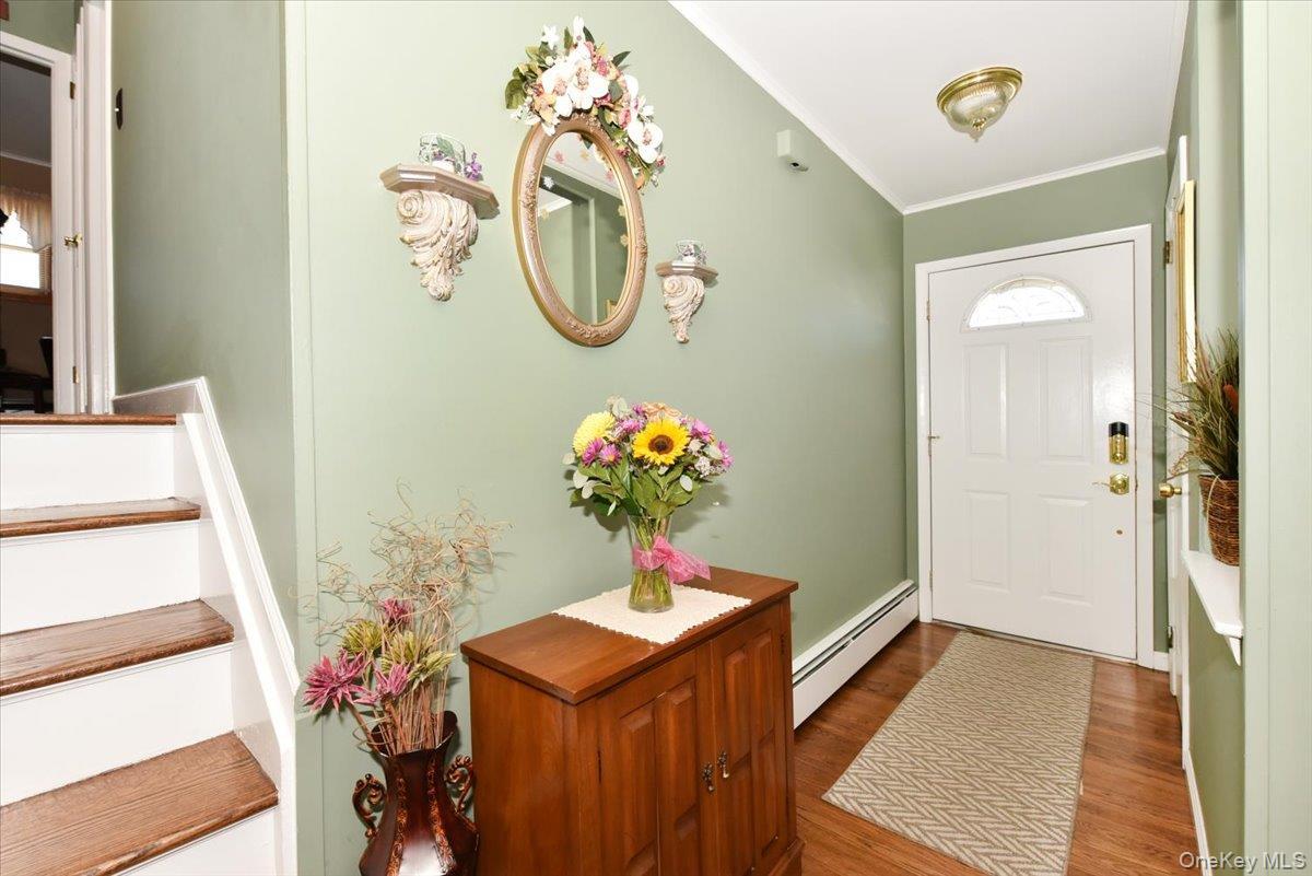 Single Family W Gates Avenue  Suffolk County, NY 11757, MLS-1048753-5