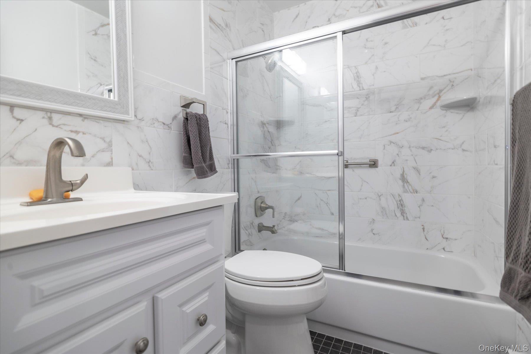 Single Family Park Street  Nassau County, NY 11509, MLS-1048755-13