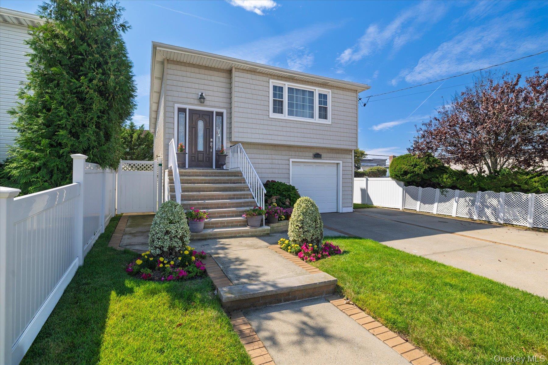 Single Family Park Street  Nassau County, NY 11509, MLS-1048755-2