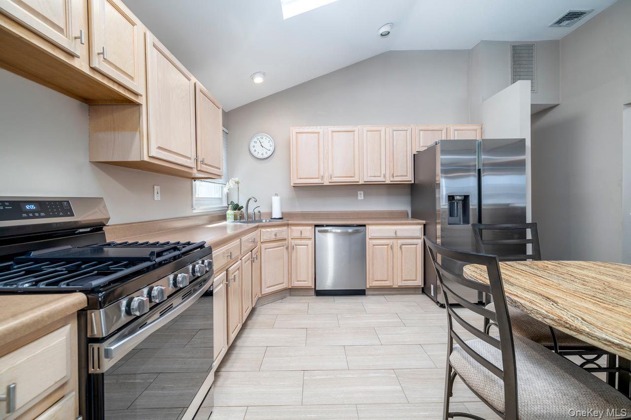Single Family Park Street  Nassau County, NY 11509, MLS-1048755-8
