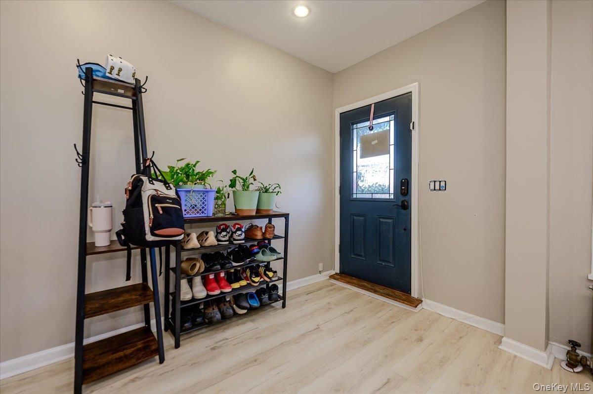 Single Family Balcom Avenue Bronx, NY 10461, MLS-1048760-2