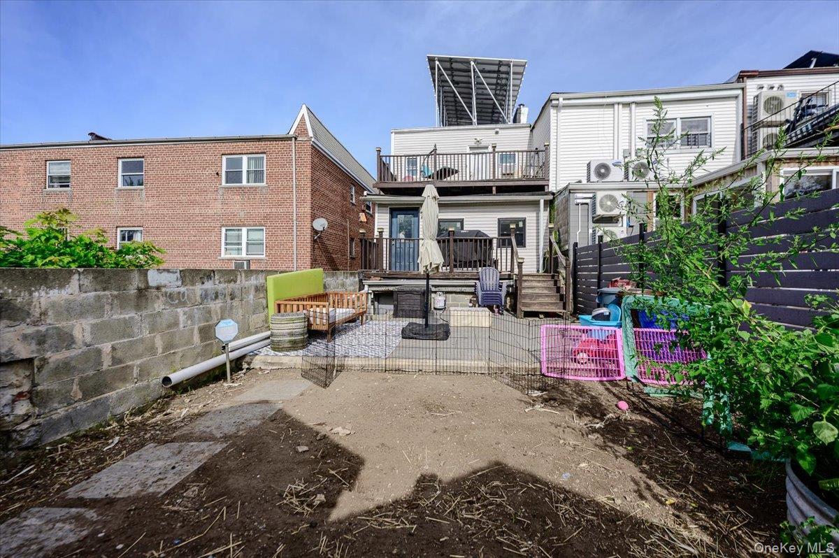 Single Family Balcom Avenue Bronx, NY 10461, MLS-1048760-22