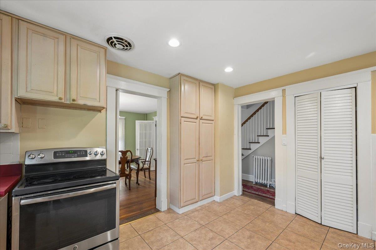 Single Family Washington Avenue Suffolk County, NY 11772, MLS-1048780-13