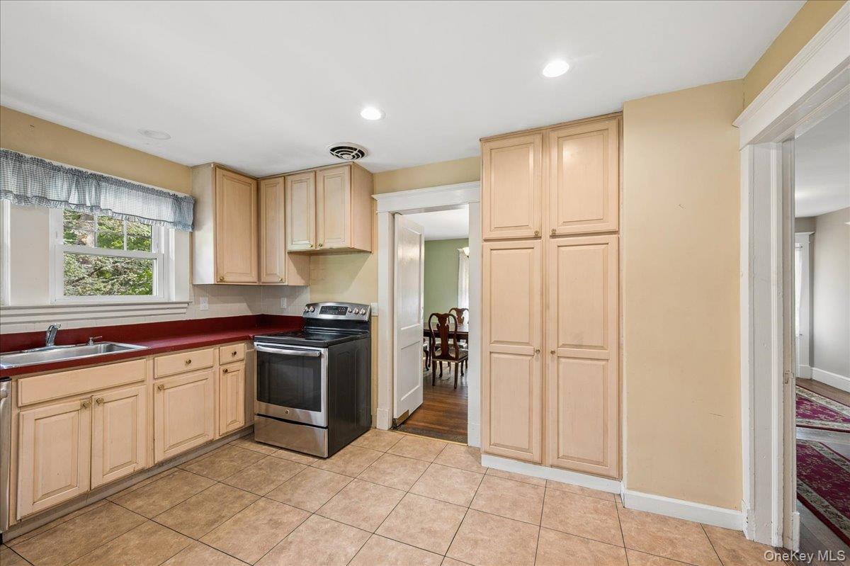 Single Family Washington Avenue Suffolk County, NY 11772, MLS-1048780-14