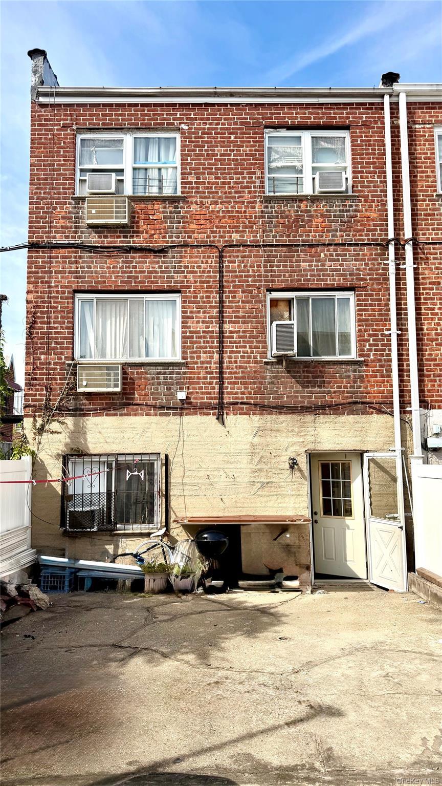 Single Family Lafayette Avenue  Bronx, NY 10473, MLS-1048781-13