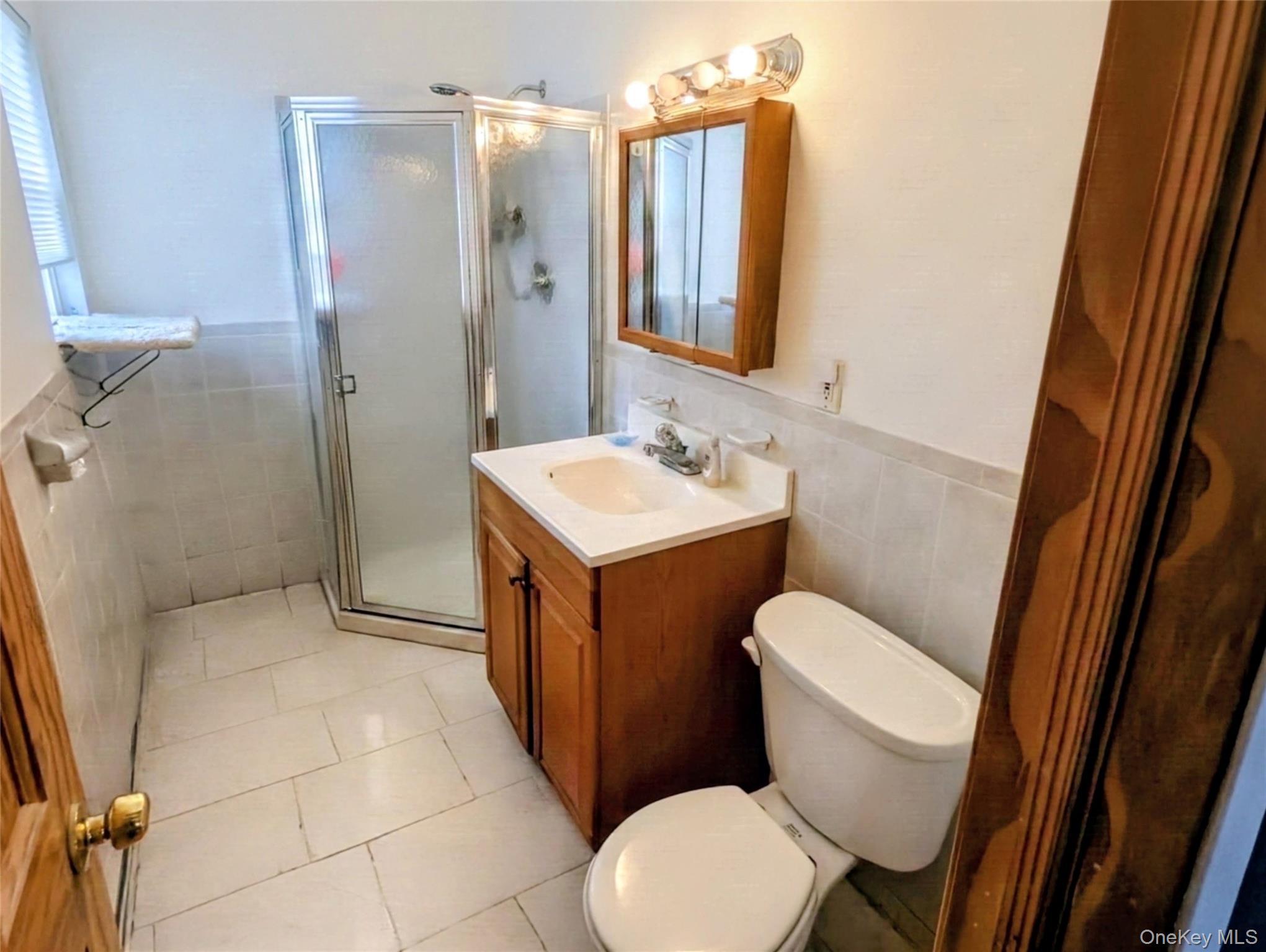 Single Family Radio Drive Bronx, NY 10465, MLS-1048792-10