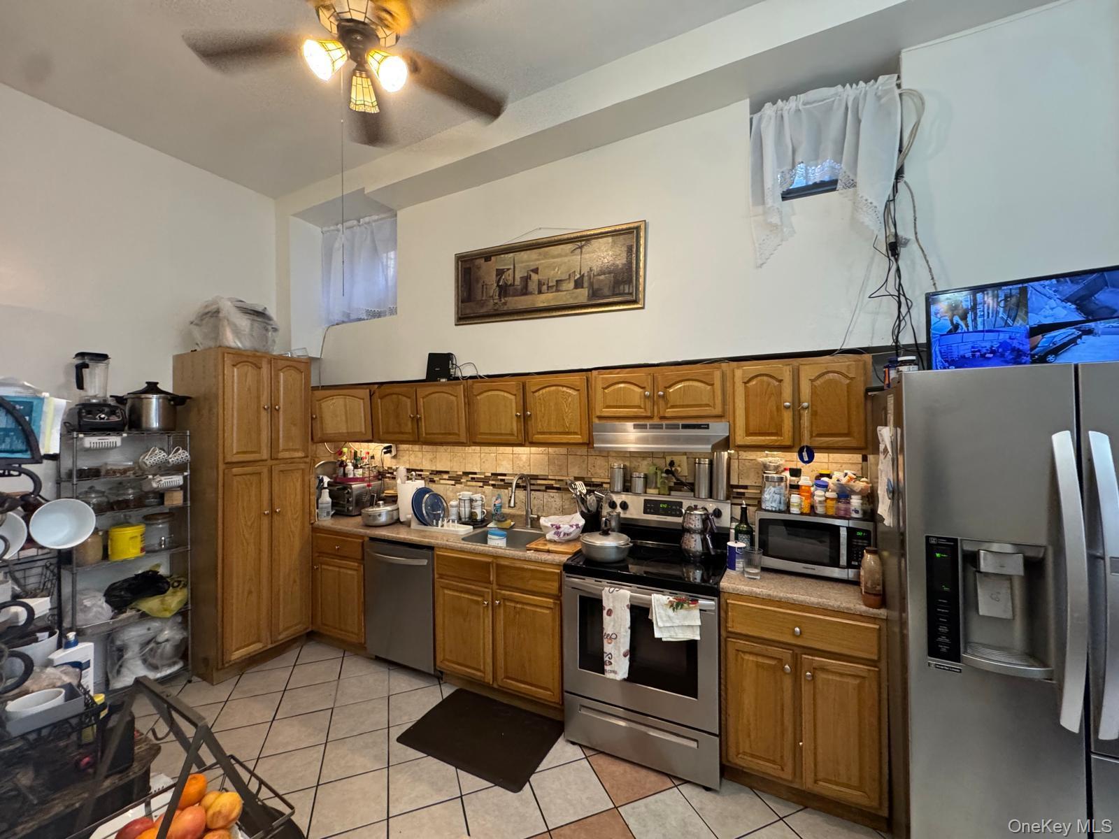 Single Family Baker Avenue  Bronx, NY 10460, MLS-1048812-4