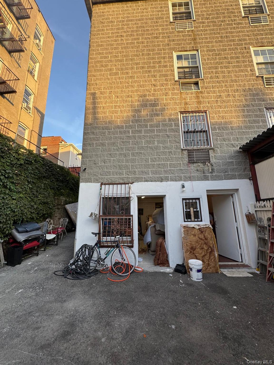 Single Family Baker Avenue  Bronx, NY 10460, MLS-1048812-5