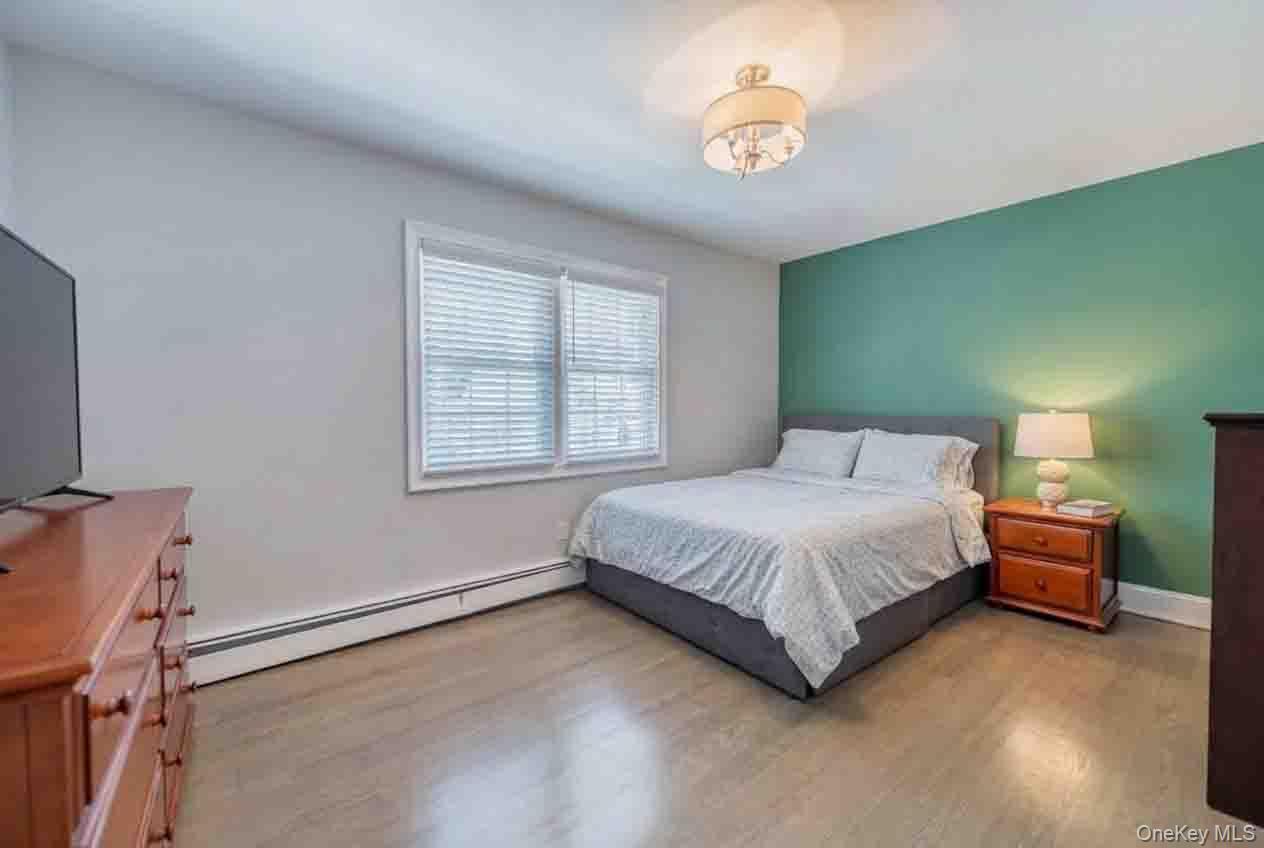 Single Family Ike Place  Nassau County, NY 11598, MLS-1048827-12