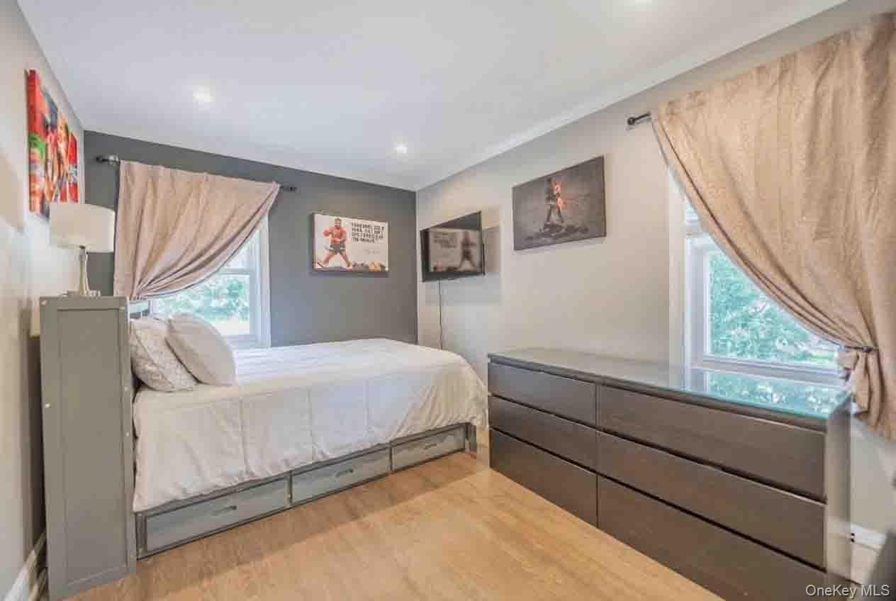 Single Family Ike Place  Nassau County, NY 11598, MLS-1048827-14