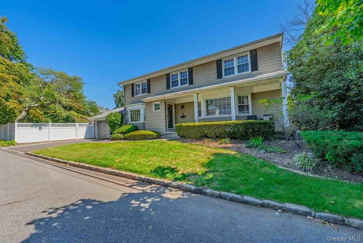 Single Family Ike Place  Nassau County, NY 11598, MLS-1048827-2