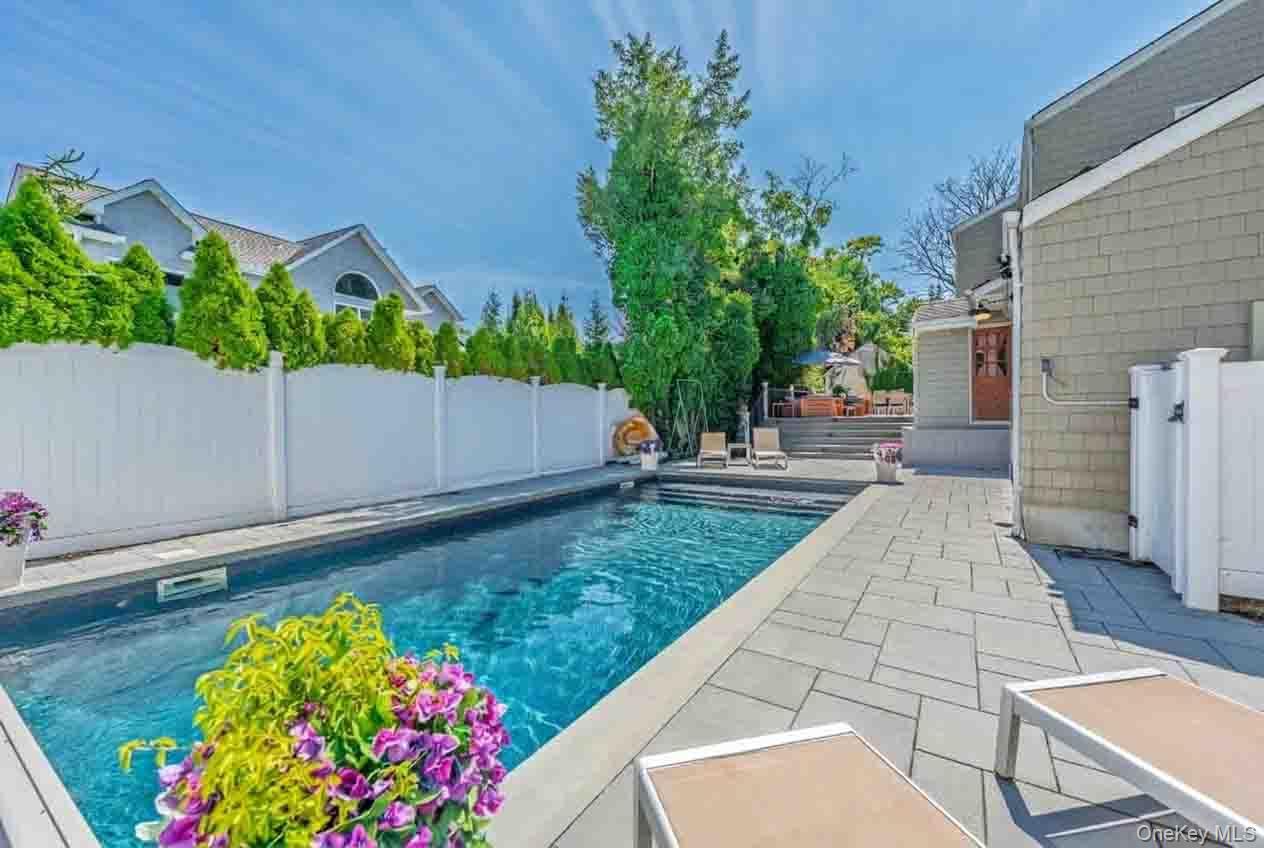 Single Family Ike Place  Nassau County, NY 11598, MLS-1048827-29
