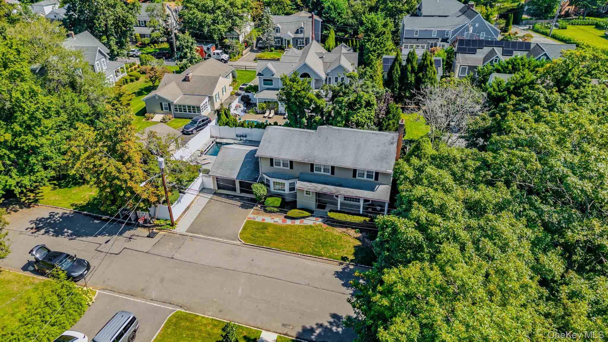 Single Family Ike Place  Nassau County, NY 11598, MLS-1048827-32