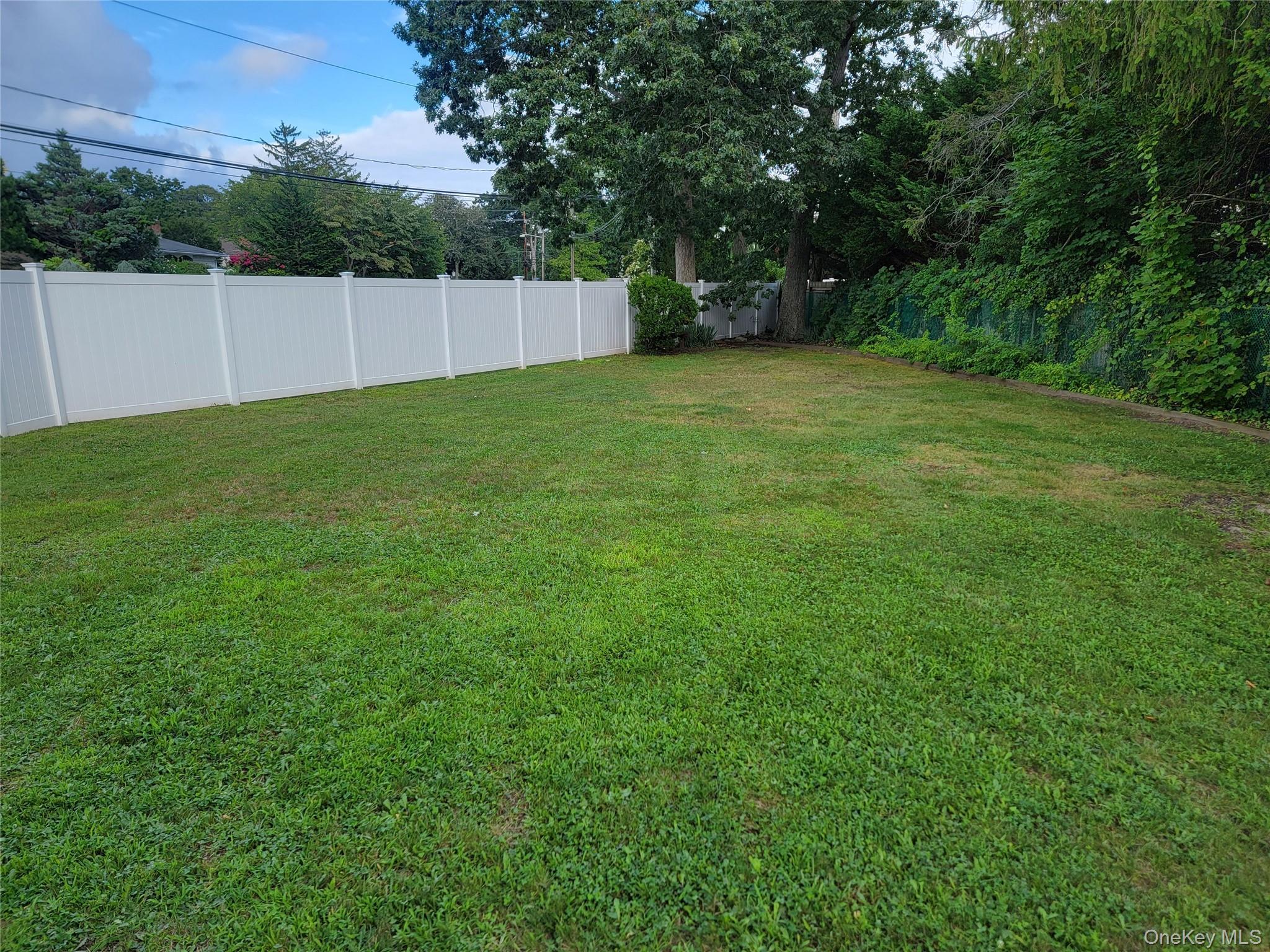 Single Family Brian Drive  Suffolk County, NY 11730, MLS-1048847-16