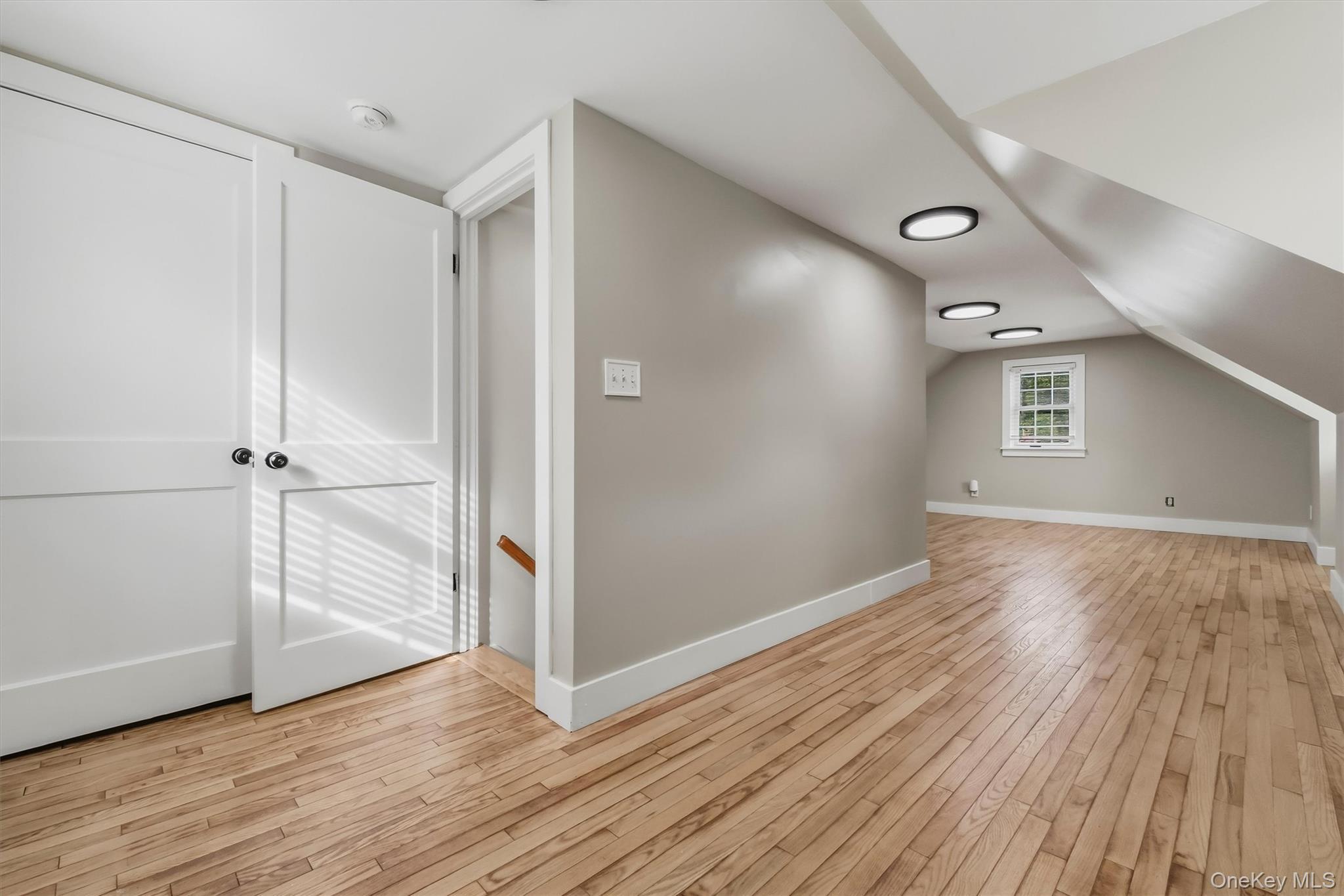 Single Family Kinderhook Drive Dutchess County, NY 12603, MLS-1048856-17