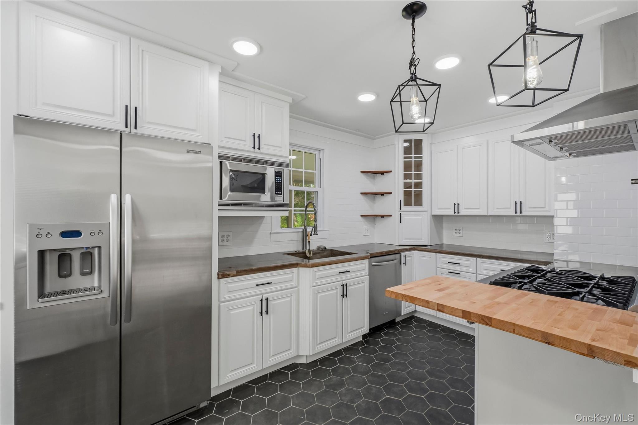 Single Family Kinderhook Drive Dutchess County, NY 12603, MLS-1048856-8