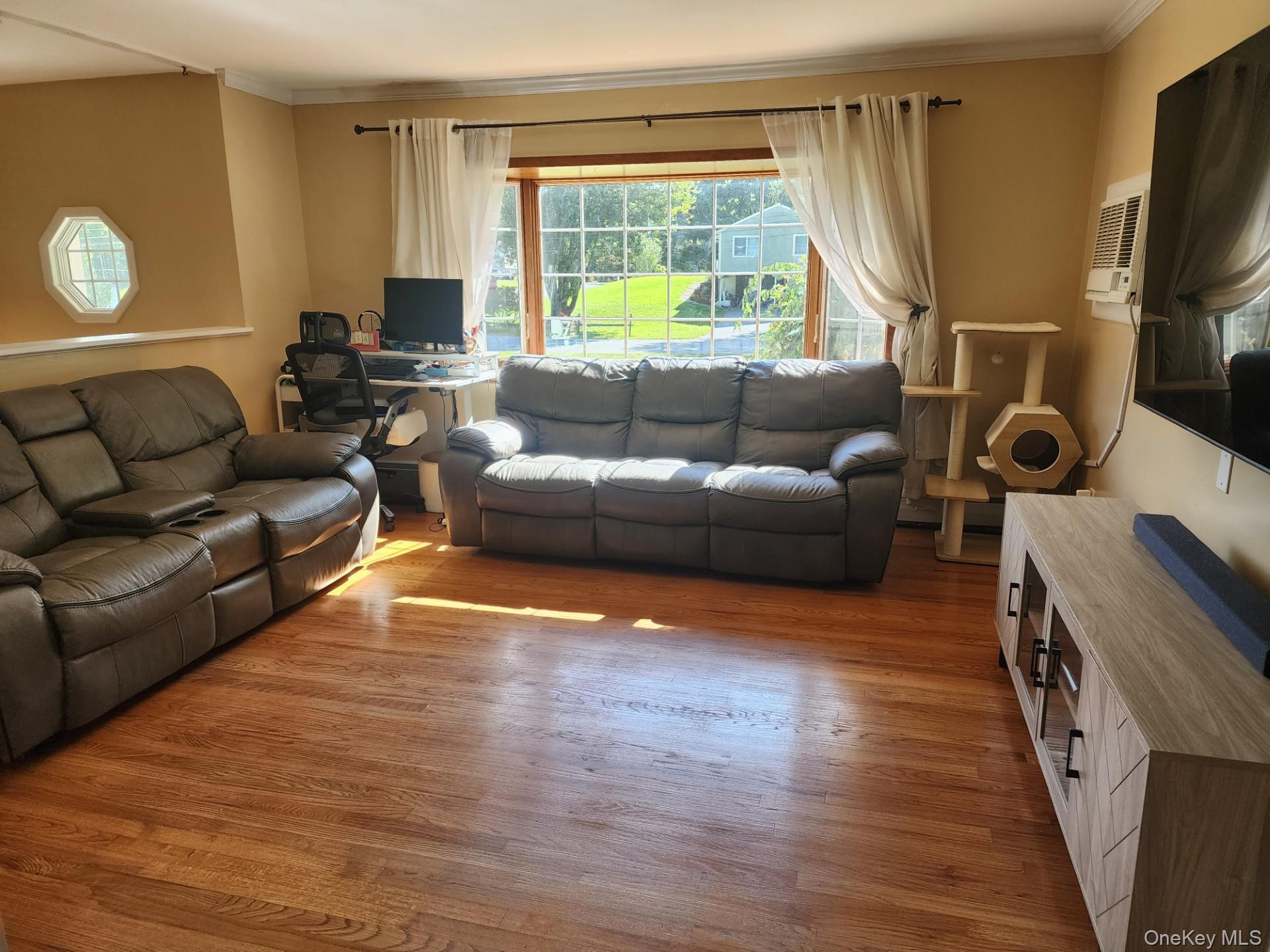 Single Family Meadow Lane Dutchess County, NY 12603, MLS-1048857-4