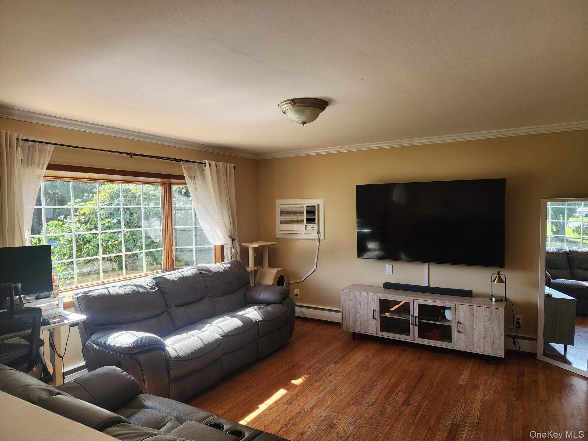 Single Family Meadow Lane Dutchess County, NY 12603, MLS-1048857-5