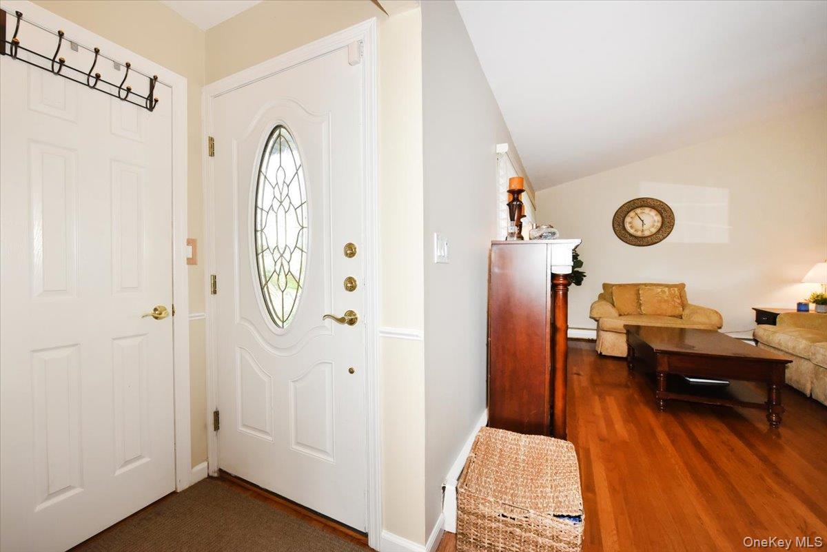 Single Family Linden Street Nassau County, NY 11762, MLS-1048870-5