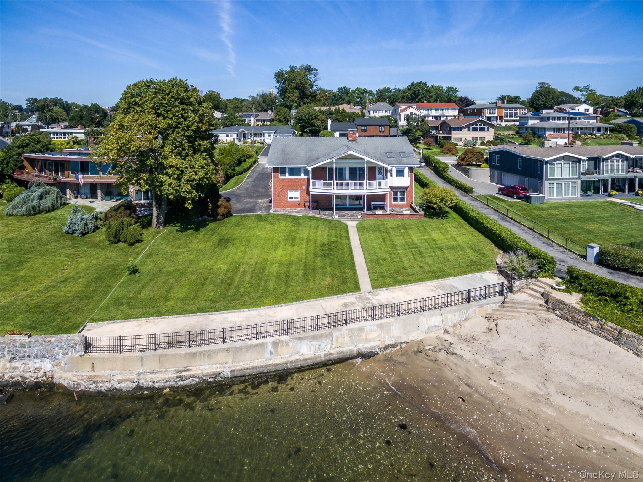 Single Family Kensington Oval  Westchester County, NY 10805, MLS-1048871-2