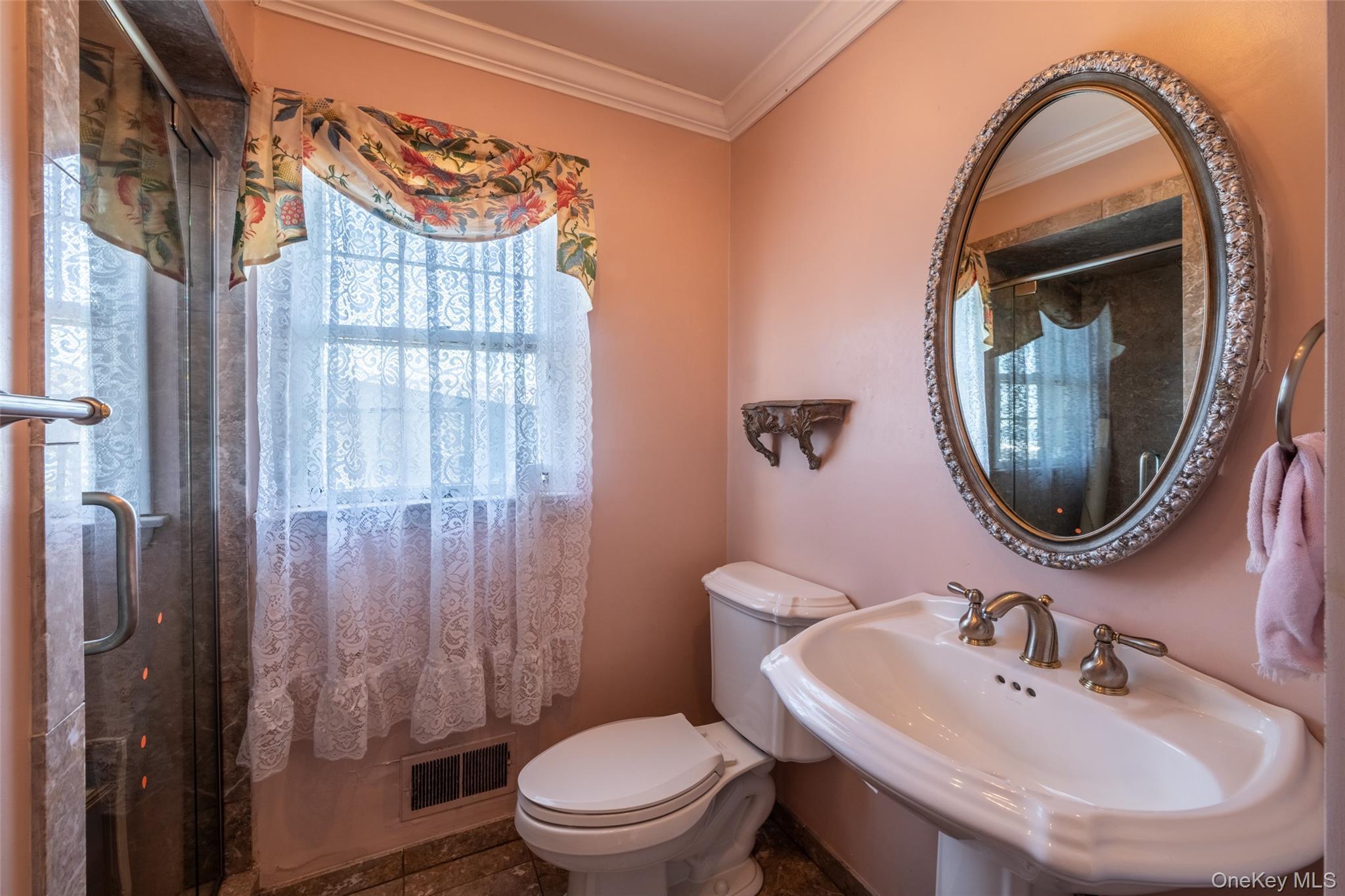 Single Family Kensington Oval  Westchester County, NY 10805, MLS-1048871-25