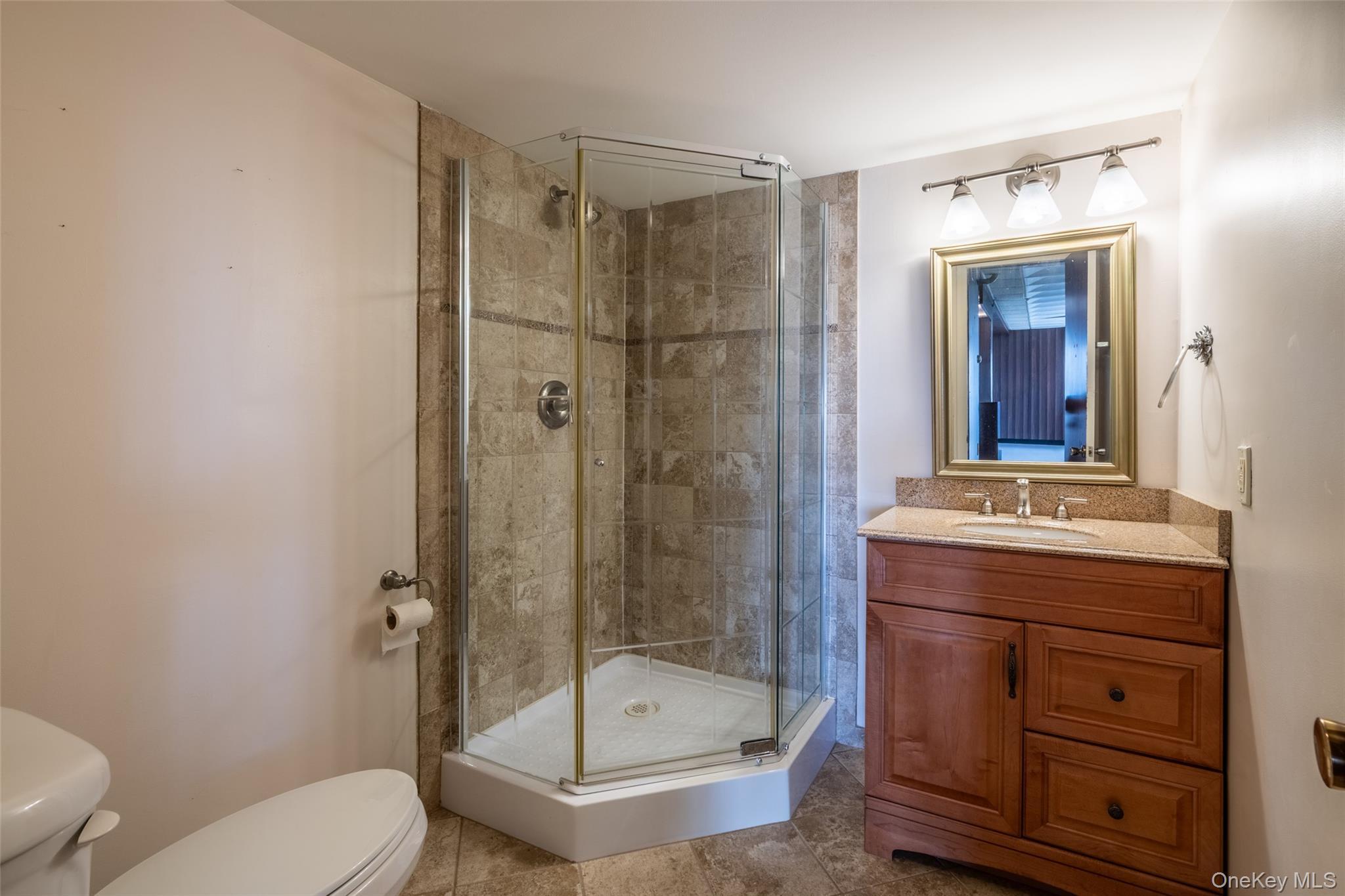 Single Family Kensington Oval  Westchester County, NY 10805, MLS-1048871-30