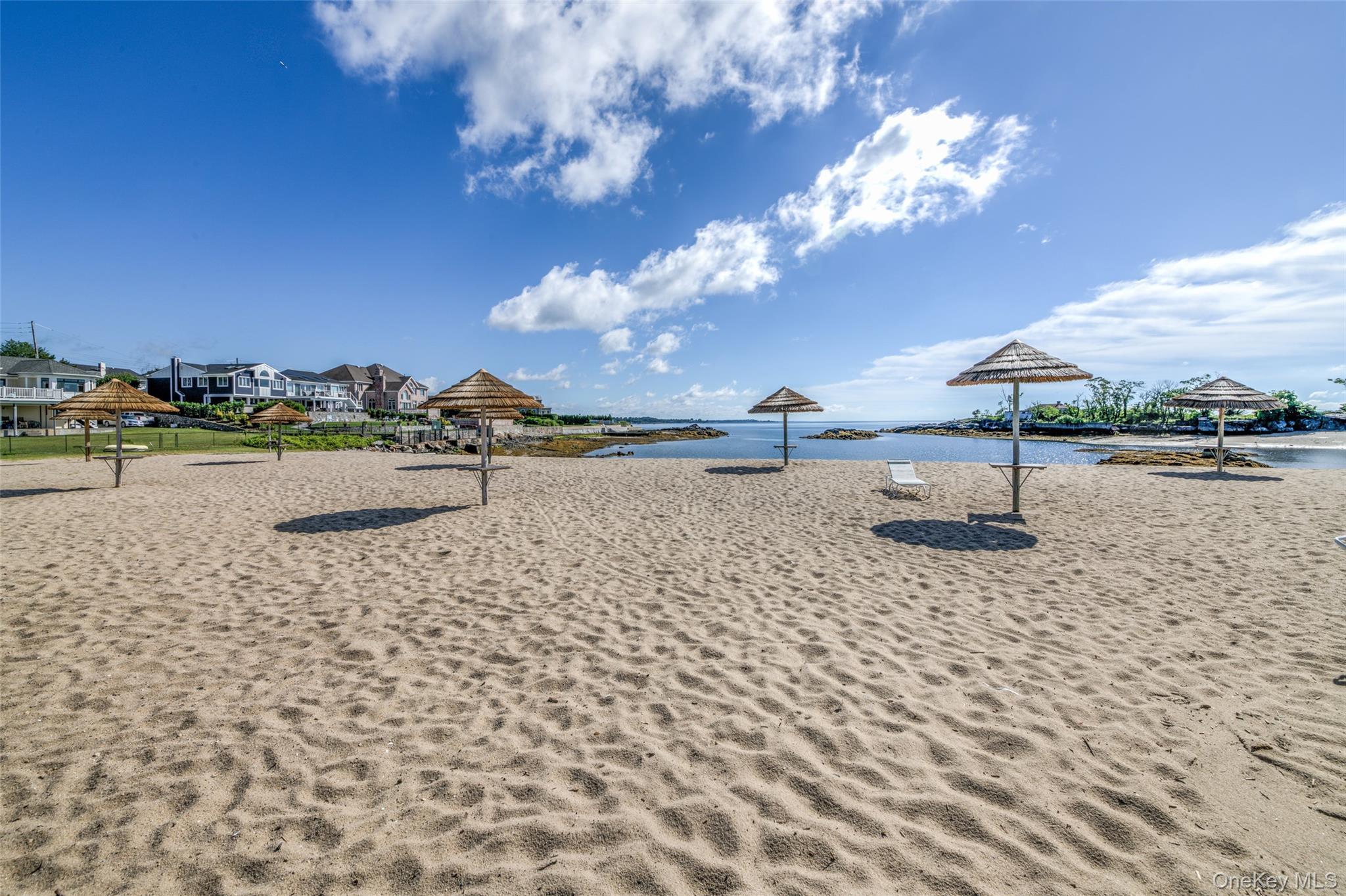 Single Family Kensington Oval  Westchester County, NY 10805, MLS-1048871-5
